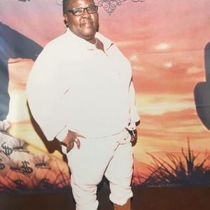 Meet your Posher, Lynn